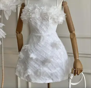 Little White Dress 2023 Short Prom Homecoming Suknelės Rankų darbo gėlių spagečių dirželiai Mini vakarinis kokteilis Proginis chalatas
