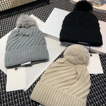 MC Moteriška megzta skrybėlė Rudens šilta skrybėlė Naujo dizaino aukštos kokybės laisvalaikio kelionių unisex kepurė Unisex žiemos laisvalaikio sportinė kepurė
