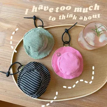 Mielas krepšys Pakabuko mini monetų piniginė su raktų pakabuku Kūrybinė velvetinė skrybėlė Mini laikymo krepšys Korėjietiškas madingo krepšio pakabukas