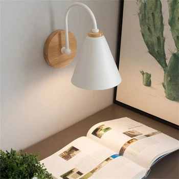 Modernūs LED sieniniai šviestuvai Nordic E27 Wood Sconce Lights Lubos Vidaus lovos apšvietimas lampara led Namų dekoras Miegamasis Svetainė