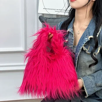 Nauja moteriška miela rankinė Kailio imitacija Korėjietiškas leidimas Fashion Girl Design Sense Chain vieno peties pliušinio krepšio dovana