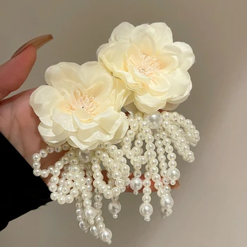 Nauji Bohemijos didžiųjų rožių gėlių auskarai moterims Rankų darbo perlų imitacija Perlų puokštė Auskaras Nuotakos papuošalai Bijoux aksesuarai Серьги