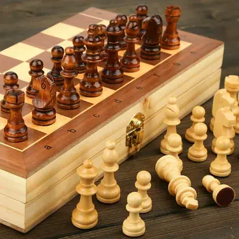 Nešiojamas 1 rinkinys Magnetinė šachmatų lenta Sulankstomos medinės šaškės Dėlionės žaidimas Šachmatų rinkinys Šachmatų žaidimai