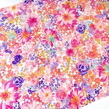 Plisuotos kontrastingos rožinės gėlės Šifono audinys suknelės drabužiams Platus 150cm parduodamas puse metro
