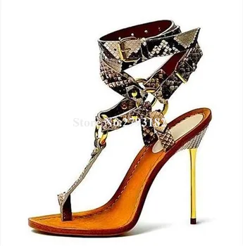 Prekės ženklo dizainas Moterys Seksualios gyvatės odos metalas Stiletto kulnas Gladiatorius Sandalai Dirželis Kryžminis Segtukas Sagtys Aukštakulniai sandalai