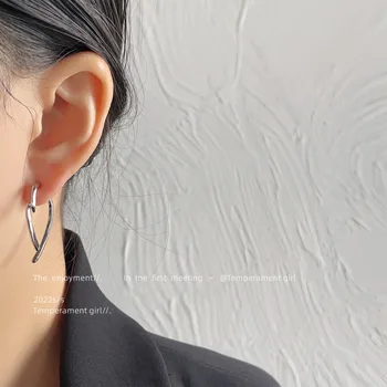 Stilingi širdies formos auskarai biuro/karjeros moterims Korėjietiški papuošalai