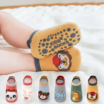 Žieminės kojinės kūdikiams Rudens pavasario kūdikių animacinis filmas Medvilninės neslystančios grindų kojinės Naujagimiai Sutirštintos šiltos kojinės su guminėmis rankenomis