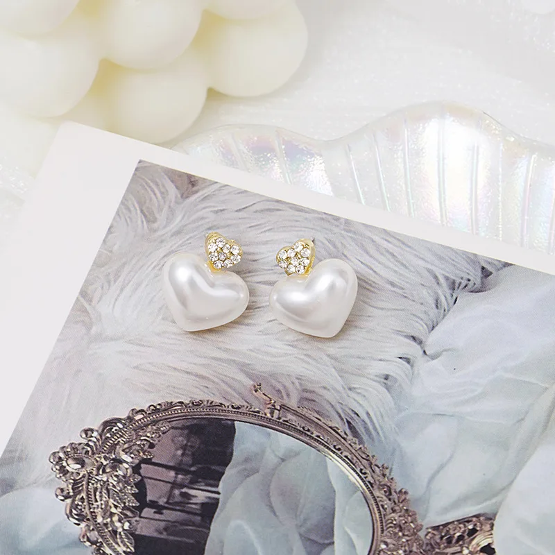 Korėjos lengvi prabangūs cirkono širdies perlų smeigės auskarai moterims Mada Krištolo imitacija Perlų saldūs auskarai Moteriški papuošalai Nuotrauka 3