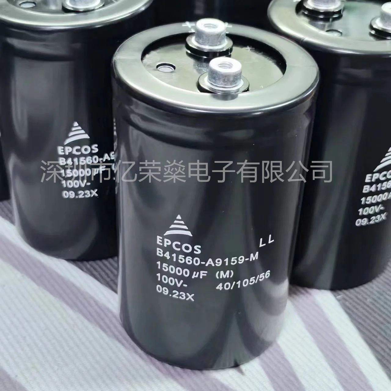 B41560-A9159-M naujas originalus 100V 15000UF EPCOS aliuminio elektrolitinis kondensatorius Nuotrauka 1