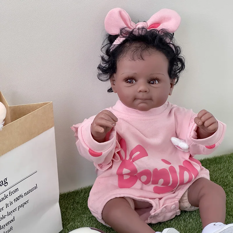 50CM Bebe Doll Reborn Baby In Black Skin Girl Doll Newborn Size Aukštos kokybės kolekcinė meno lėlė Nuotrauka 4