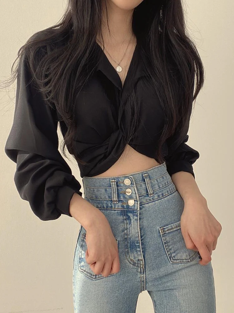 2024 Korėjietiški mados marškiniai Moteriška vientisos spalvos mada Paprasta ir universali priemiestinė akademija Vasaros patogus seksualus plonas prigludimas Nuotrauka 4