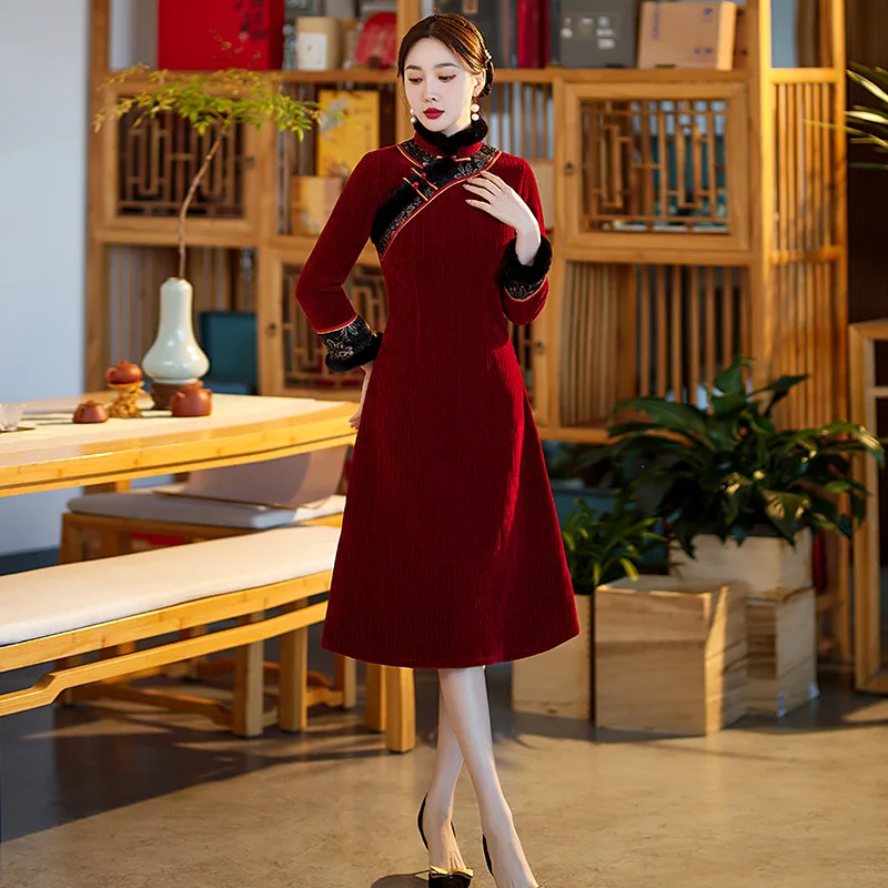 Yourqipao Raudona kiniška Cheongsam Žieminis ilgomis rankovėmis patobulintas Qipao sijonas Moterys Hanfu drabužiai Vidutinio ilgio Naujųjų metų vakarėlių chalatai Nuotrauka 4