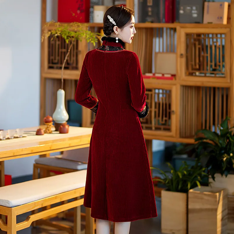 Yourqipao Raudona kiniška Cheongsam Žieminis ilgomis rankovėmis patobulintas Qipao sijonas Moterys Hanfu drabužiai Vidutinio ilgio Naujųjų metų vakarėlių chalatai Nuotrauka 5