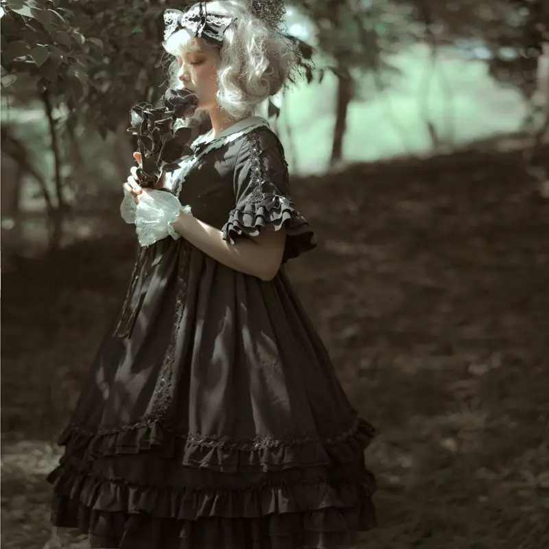 Aukštu liemeniu juoda retro teismo stiliaus Lolitos princesės suknelė Japoniškas gotikinis Lolitos Helovino kostiumas Dovana mergaičių vakarėlių suknelėms Nuotrauka 4