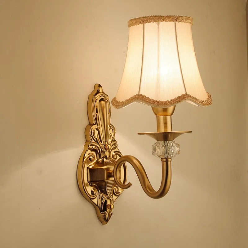 Europos šviesos Audinys Miegamojo lova Studijų lempa Vario lempos imitacija Fonas Siena Sofa Sieninis šviestuvas Nuotrauka 1