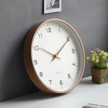 Laikrodis Laikrodžio dekoravimas Namai Kūrybingi su nutildytu paprastu šiuolaikiniu tyliu judėjimu Svetainė Medinės sienos dizainas