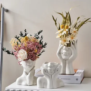 skandinaviška namų dekoravimo keraminė vaza kūno keraminė vaza kūno forma meno vaza balta keraminė gėlių kompozicija